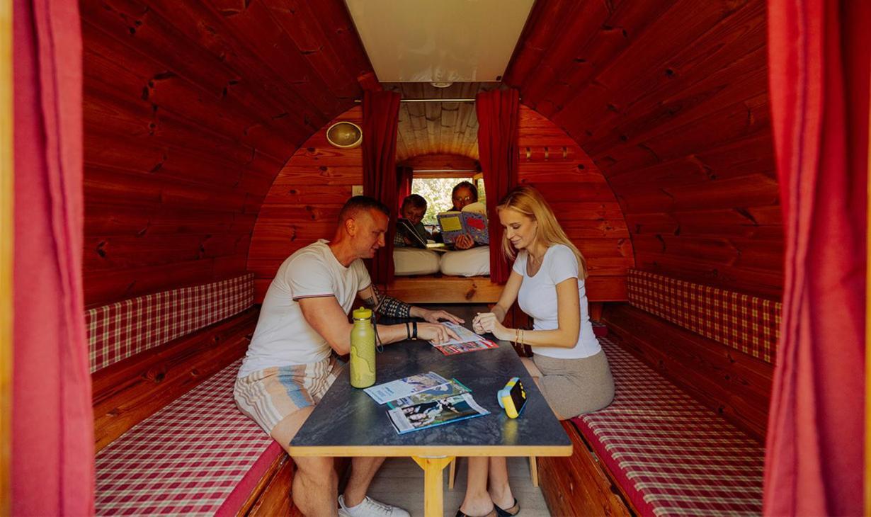 Azur Camping Schwaebische Alb Sonnenbühl Eksteriør bilde