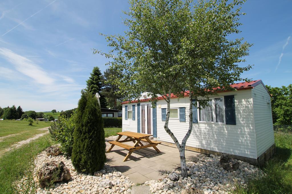 Azur Camping Schwaebische Alb Sonnenbühl Eksteriør bilde
